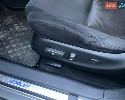 Серый Лексус ИС, объемом двигателя 2.23 л и пробегом 250 тыс. км за 7300 $, фото 5 на Automoto.ua