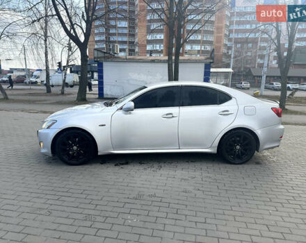 Серый Лексус ИС, объемом двигателя 2.5 л и пробегом 250 тыс. км за 8500 $, фото 2 на Automoto.ua