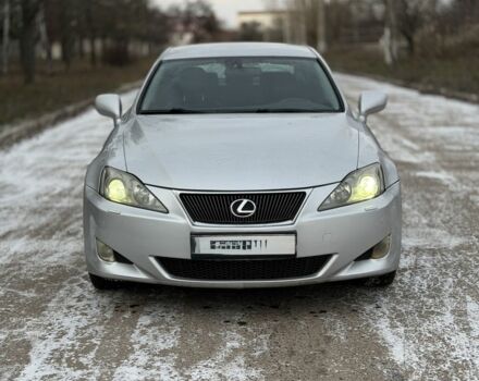 Сірий Лексус ІС, об'ємом двигуна 2.2 л та пробігом 350 тис. км за 4800 $, фото 1 на Automoto.ua