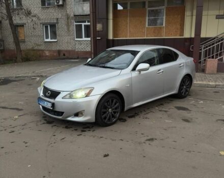 Серый Лексус ИС, объемом двигателя 2.2 л и пробегом 350 тыс. км за 4900 $, фото 2 на Automoto.ua