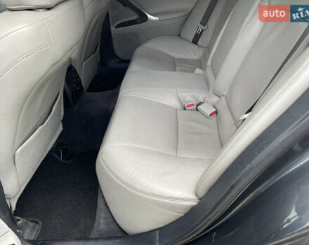 Сірий Лексус ІС, об'ємом двигуна 2.23 л та пробігом 308 тис. км за 6900 $, фото 60 на Automoto.ua