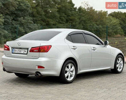 Серый Лексус ИС, объемом двигателя 2.5 л и пробегом 200 тыс. км за 8000 $, фото 8 на Automoto.ua
