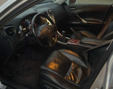 Серый Лексус ИС, объемом двигателя 2.2 л и пробегом 350 тыс. км за 4900 $, фото 7 на Automoto.ua