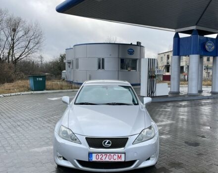 Серый Лексус ИС, объемом двигателя 2 л и пробегом 321 тыс. км за 3800 $, фото 2 на Automoto.ua