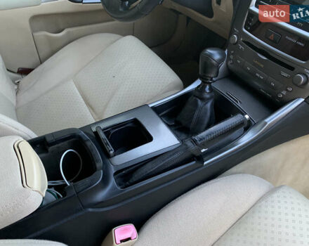 Сірий Лексус ІС, об'ємом двигуна 2.23 л та пробігом 320 тис. км за 7500 $, фото 39 на Automoto.ua