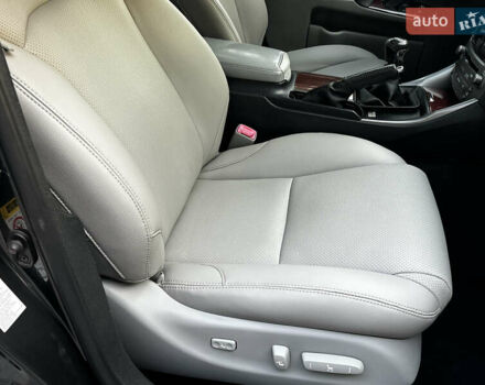 Серый Лексус ИС, объемом двигателя 2.23 л и пробегом 228 тыс. км за 8599 $, фото 19 на Automoto.ua