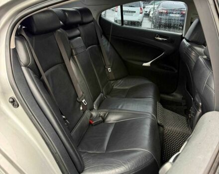 Сірий Лексус ІС, об'ємом двигуна 2.5 л та пробігом 283 тис. км за 8300 $, фото 16 на Automoto.ua