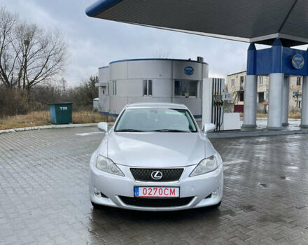 Серый Лексус ИС, объемом двигателя 2.23 л и пробегом 300 тыс. км за 3850 $, фото 2 на Automoto.ua