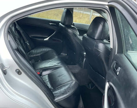 Серый Лексус ИС, объемом двигателя 2.23 л и пробегом 300 тыс. км за 3850 $, фото 11 на Automoto.ua