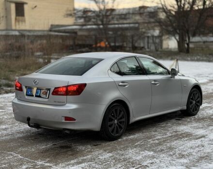 Сірий Лексус ІС, об'ємом двигуна 2.2 л та пробігом 350 тис. км за 4800 $, фото 5 на Automoto.ua