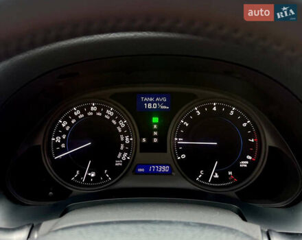 Сірий Лексус ІС, об'ємом двигуна 2.5 л та пробігом 283 тис. км за 8300 $, фото 26 на Automoto.ua