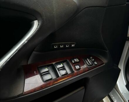 Серый Лексус ИС, объемом двигателя 2.2 л и пробегом 350 тыс. км за 4900 $, фото 8 на Automoto.ua