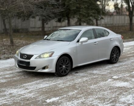 Сірий Лексус ІС, об'ємом двигуна 2.2 л та пробігом 350 тис. км за 4800 $, фото 2 на Automoto.ua