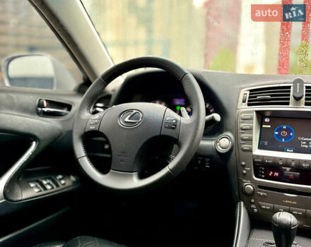 Сірий Лексус ІС, об'ємом двигуна 2.5 л та пробігом 283 тис. км за 8300 $, фото 30 на Automoto.ua
