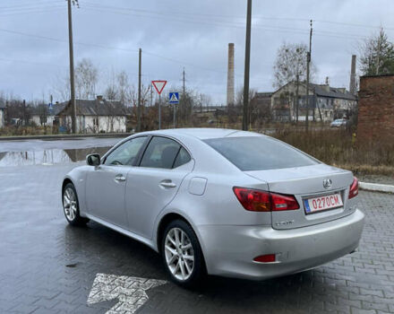 Серый Лексус ИС, объемом двигателя 2.23 л и пробегом 300 тыс. км за 3850 $, фото 9 на Automoto.ua