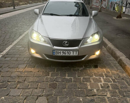 Серый Лексус ИС, объемом двигателя 2.5 л и пробегом 230 тыс. км за 9700 $, фото 2 на Automoto.ua