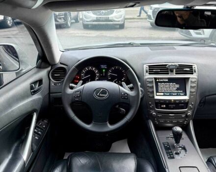Сірий Лексус ІС, об'ємом двигуна 2.5 л та пробігом 283 тис. км за 8300 $, фото 5 на Automoto.ua