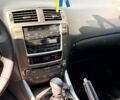 Сірий Лексус ІС, об'ємом двигуна 2.2 л та пробігом 318 тис. км за 7468 $, фото 13 на Automoto.ua