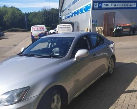 Серый Лексус ИС, объемом двигателя 2.2 л и пробегом 180 тыс. км за 3472 $, фото 3 на Automoto.ua