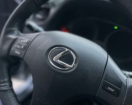 Серый Лексус ИС, объемом двигателя 2 л и пробегом 321 тыс. км за 3800 $, фото 16 на Automoto.ua