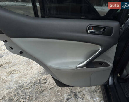 Серый Лексус ИС, объемом двигателя 2.23 л и пробегом 276 тыс. км за 7800 $, фото 22 на Automoto.ua