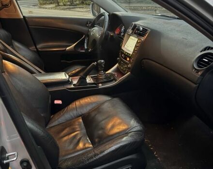 Серый Лексус ИС, объемом двигателя 2.2 л и пробегом 350 тыс. км за 4900 $, фото 10 на Automoto.ua