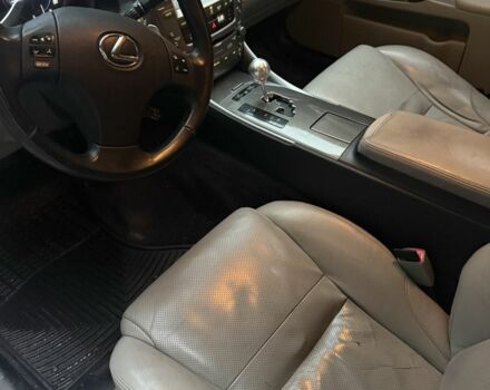 Сірий Лексус ІС, об'ємом двигуна 2.5 л та пробігом 220 тис. км за 9700 $, фото 6 на Automoto.ua