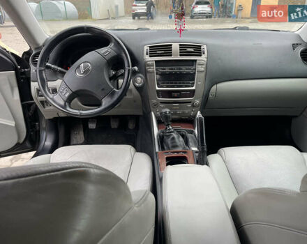 Серый Лексус ИС, объемом двигателя 2.23 л и пробегом 307 тыс. км за 7000 $, фото 50 на Automoto.ua