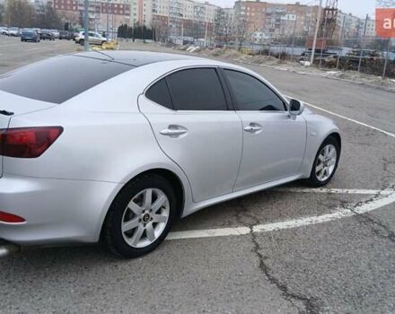 Серый Лексус ИС, объемом двигателя 2.23 л и пробегом 340 тыс. км за 8500 $, фото 4 на Automoto.ua