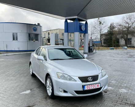 Серый Лексус ИС, объемом двигателя 2.23 л и пробегом 300 тыс. км за 3850 $, фото 3 на Automoto.ua