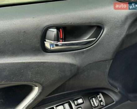 Сірий Лексус ІС, об'ємом двигуна 3 л та пробігом 259 тис. км за 8499 $, фото 36 на Automoto.ua