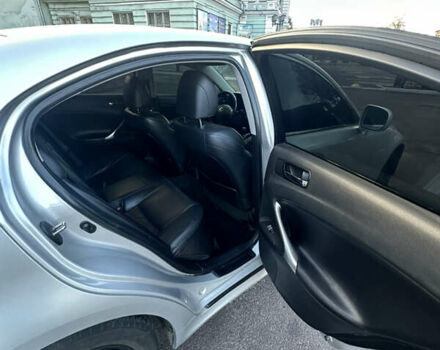 Серый Лексус ИС, объемом двигателя 2.23 л и пробегом 300 тыс. км за 4000 $, фото 10 на Automoto.ua