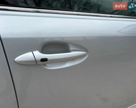 Сірий Лексус ІС, об'ємом двигуна 2.5 л та пробігом 260 тис. км за 8499 $, фото 7 на Automoto.ua