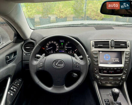 Сірий Лексус ІС, об'ємом двигуна 2.5 л та пробігом 283 тис. км за 8300 $, фото 32 на Automoto.ua