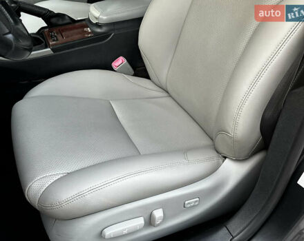 Серый Лексус ИС, объемом двигателя 2.23 л и пробегом 228 тыс. км за 8599 $, фото 16 на Automoto.ua