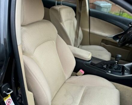 Сірий Лексус ІС, об'ємом двигуна 2.2 л та пробігом 250 тис. км за 3700 $, фото 9 на Automoto.ua