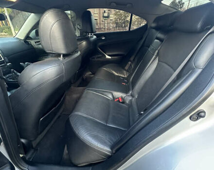 Серый Лексус ИС, объемом двигателя 2.23 л и пробегом 300 тыс. км за 4000 $, фото 7 на Automoto.ua