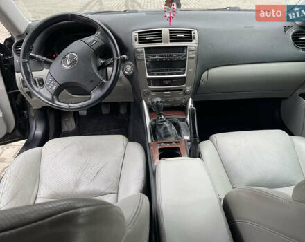 Сірий Лексус ІС, об'ємом двигуна 2.23 л та пробігом 308 тис. км за 6900 $, фото 47 на Automoto.ua