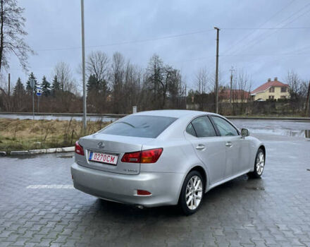 Серый Лексус ИС, объемом двигателя 2.23 л и пробегом 300 тыс. км за 3850 $, фото 4 на Automoto.ua