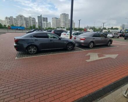 Сірий Лексус ІС, об'ємом двигуна 2.23 л та пробігом 276 тис. км за 8400 $, фото 13 на Automoto.ua