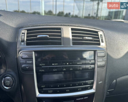 Сірий Лексус ІС, об'ємом двигуна 3 л та пробігом 166 тис. км за 10900 $, фото 10 на Automoto.ua