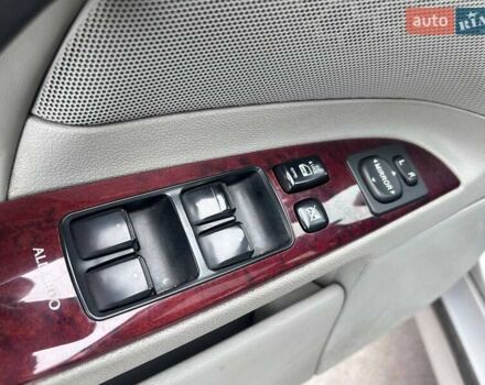 Сірий Лексус ІС, об'ємом двигуна 2.5 л та пробігом 203 тис. км за 11490 $, фото 17 на Automoto.ua