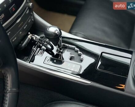 Серый Лексус ИС, объемом двигателя 2.5 л и пробегом 221 тыс. км за 9999 $, фото 19 на Automoto.ua