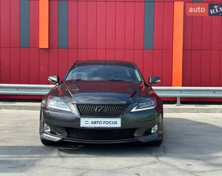 Сірий Лексус ІС, об'ємом двигуна 2.5 л та пробігом 165 тис. км за 11990 $, фото 2 на Automoto.ua