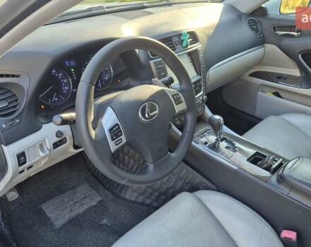 Серый Лексус ИС, объемом двигателя 2.5 л и пробегом 245 тыс. км за 12600 $, фото 3 на Automoto.ua