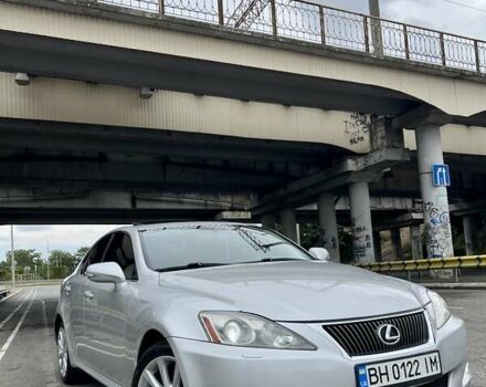 Сірий Лексус ІС, об'ємом двигуна 2.5 л та пробігом 146 тис. км за 10900 $, фото 1 на Automoto.ua