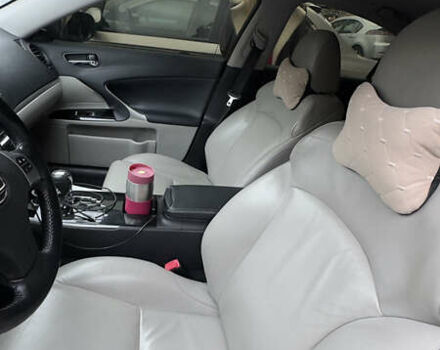 Лексус ИС 2011 в Киеве на Automoto.ua Серый Лексус ИС, объемом двигателя 2.5 л и пробегом 214 тыс. км за 11000 $, фото 10 на Automoto.ua