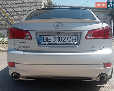 Сірий Лексус ІС, об'ємом двигуна 2.5 л та пробігом 132 тис. км за 19500 $, фото 3 на Automoto.ua