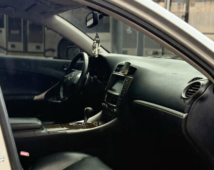 Серый Лексус ИС, объемом двигателя 2.5 л и пробегом 198 тыс. км за 11500 $, фото 16 на Automoto.ua