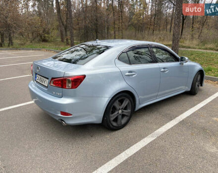 Серый Лексус ИС, объемом двигателя 2.5 л и пробегом 134 тыс. км за 12500 $, фото 4 на Automoto.ua